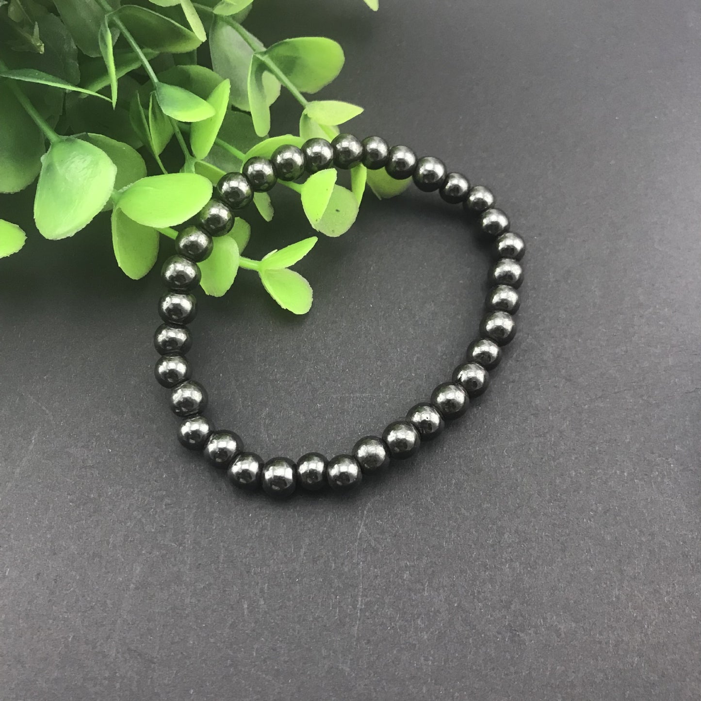 Modische schwarze Magnet-Ornament-Gesundheitsstand-Armbänder