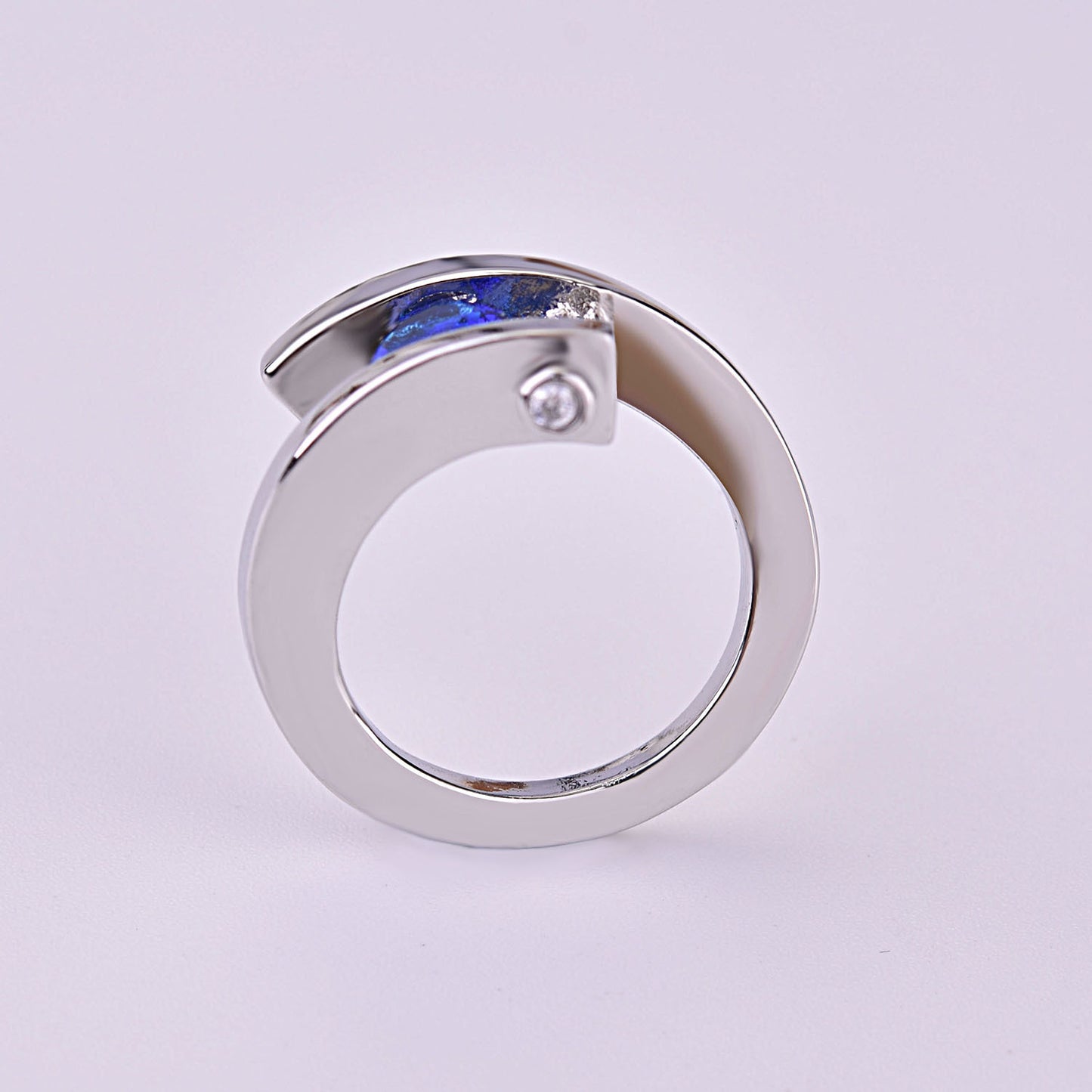 Creative Modern Inlaid Sapphire Engagement Artificial Rings