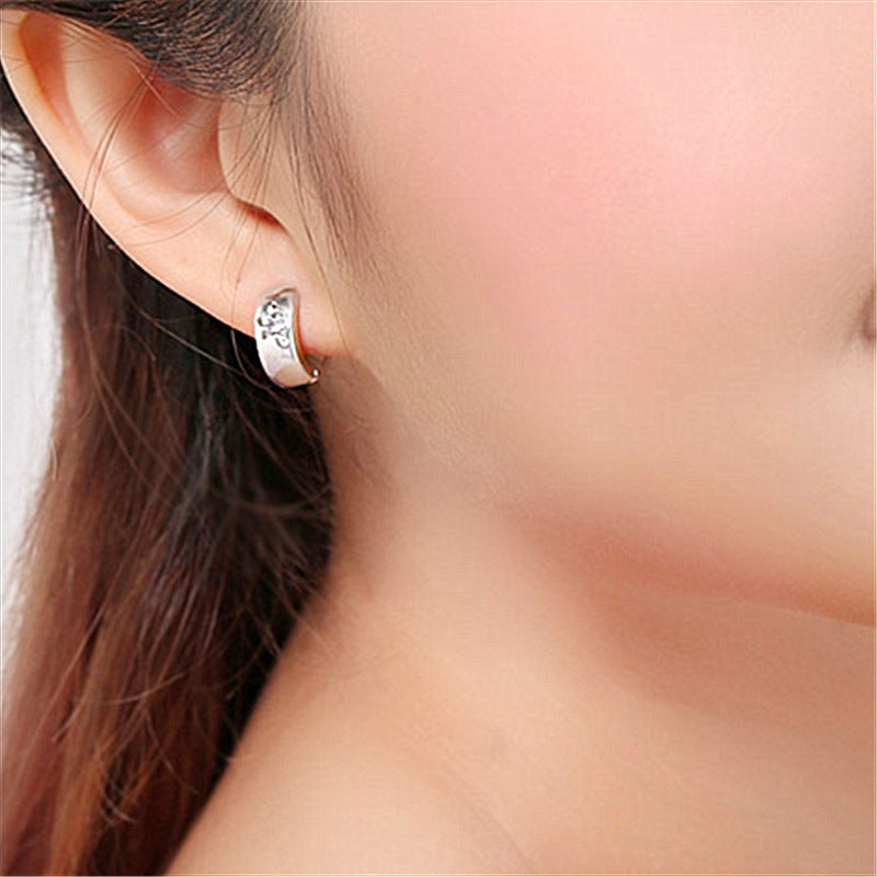 Boucles d'oreilles en Zircon pour femmes, Clip d'oreille étoile à cinq branches Siering