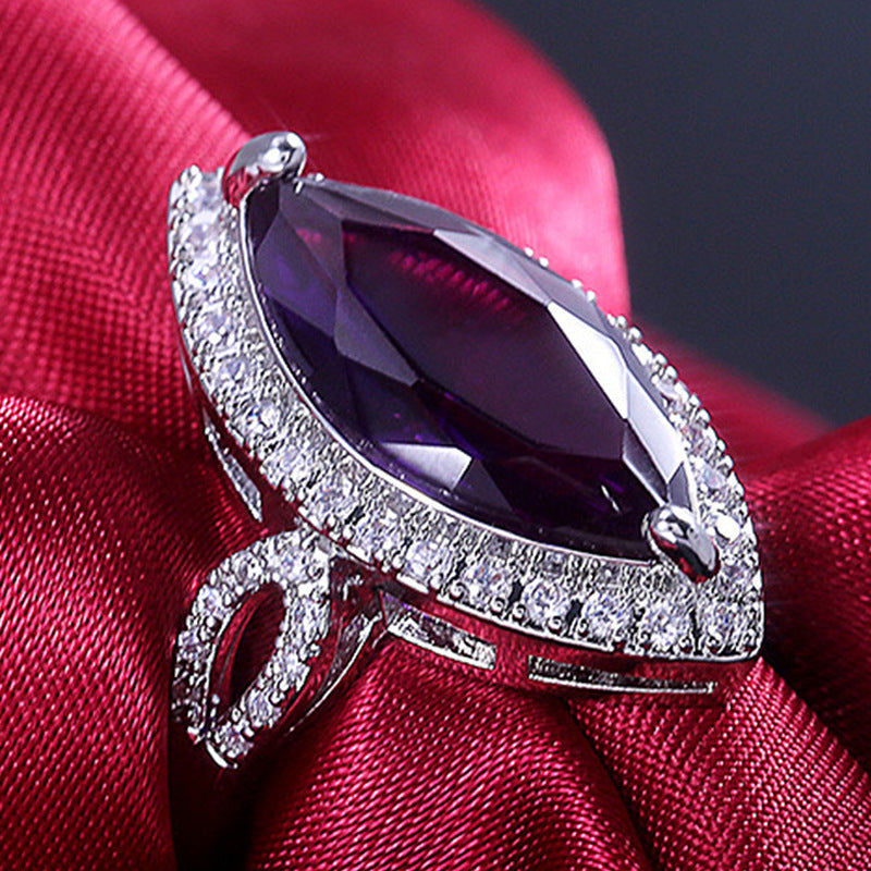 Purple Horse Eye Zircon Popular Female Engagement Rings