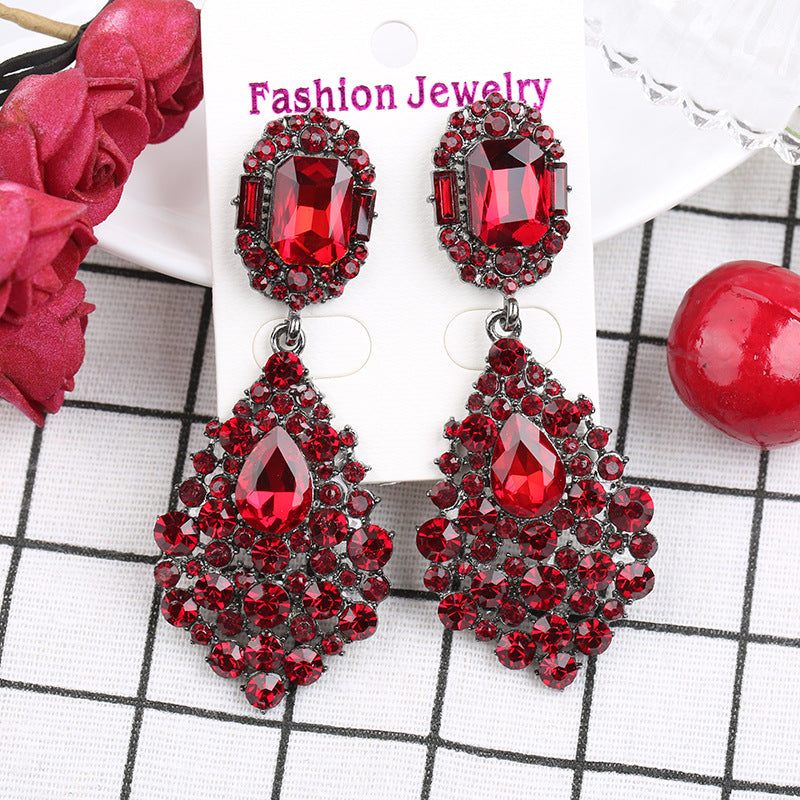 Women's Elegant Red Crystal Rhinestone Exaggerated Fashion Rings