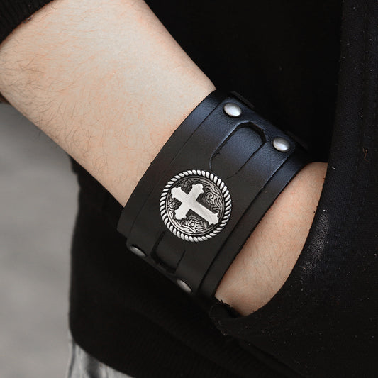 Beliebte Punk-Rinderleder-Kreuz-Breitarmbänder für Herren