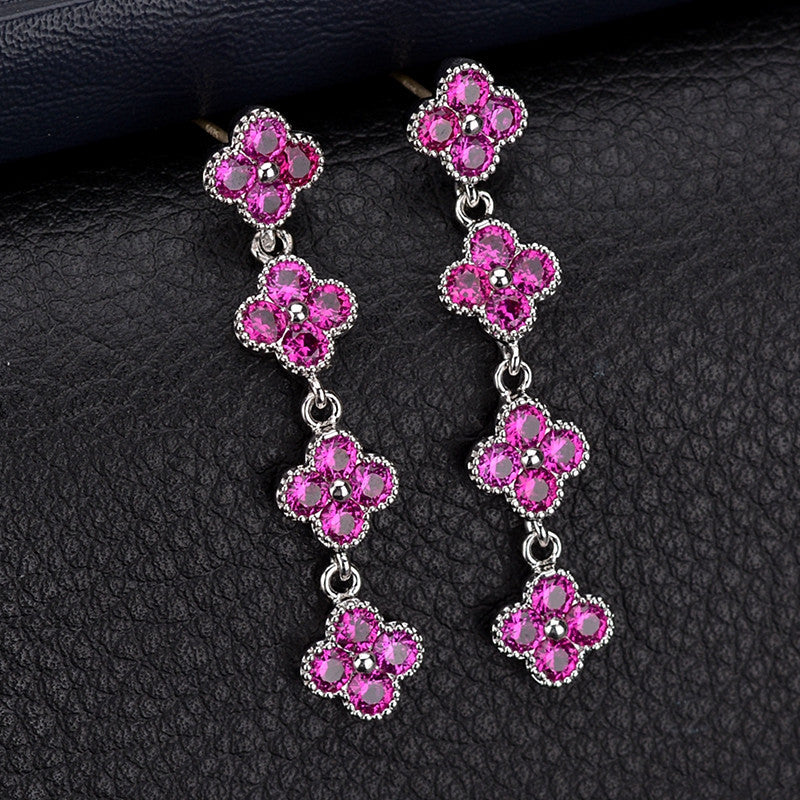 Elegantly With Clover Exuding Ear Accessory Stud Earrings