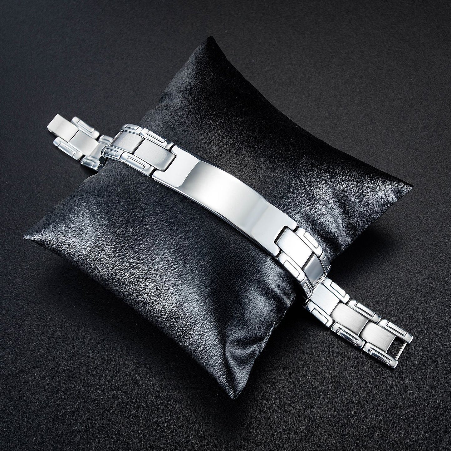 Schlichte, stilvolle, glänzende, trendige Edelstahl-Handarmbänder für Herren