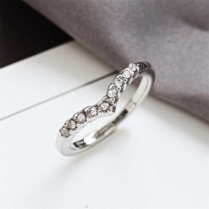 Exquisite Unique Design Diamond Small Finger Bracelets