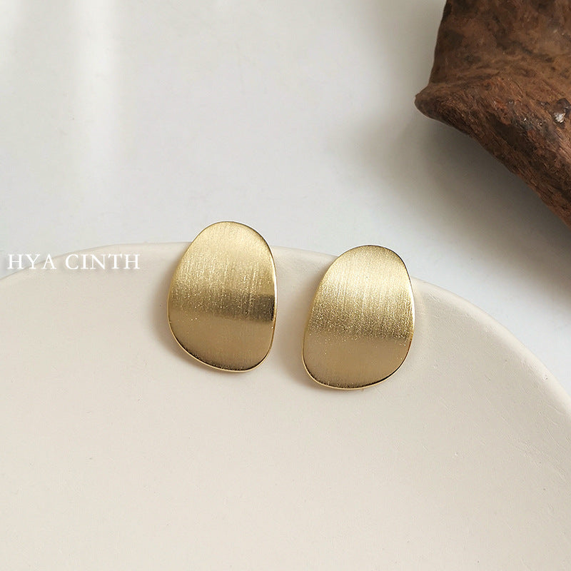 Curved Brushed Gold Simple Shaped Elegant Stud Earrings