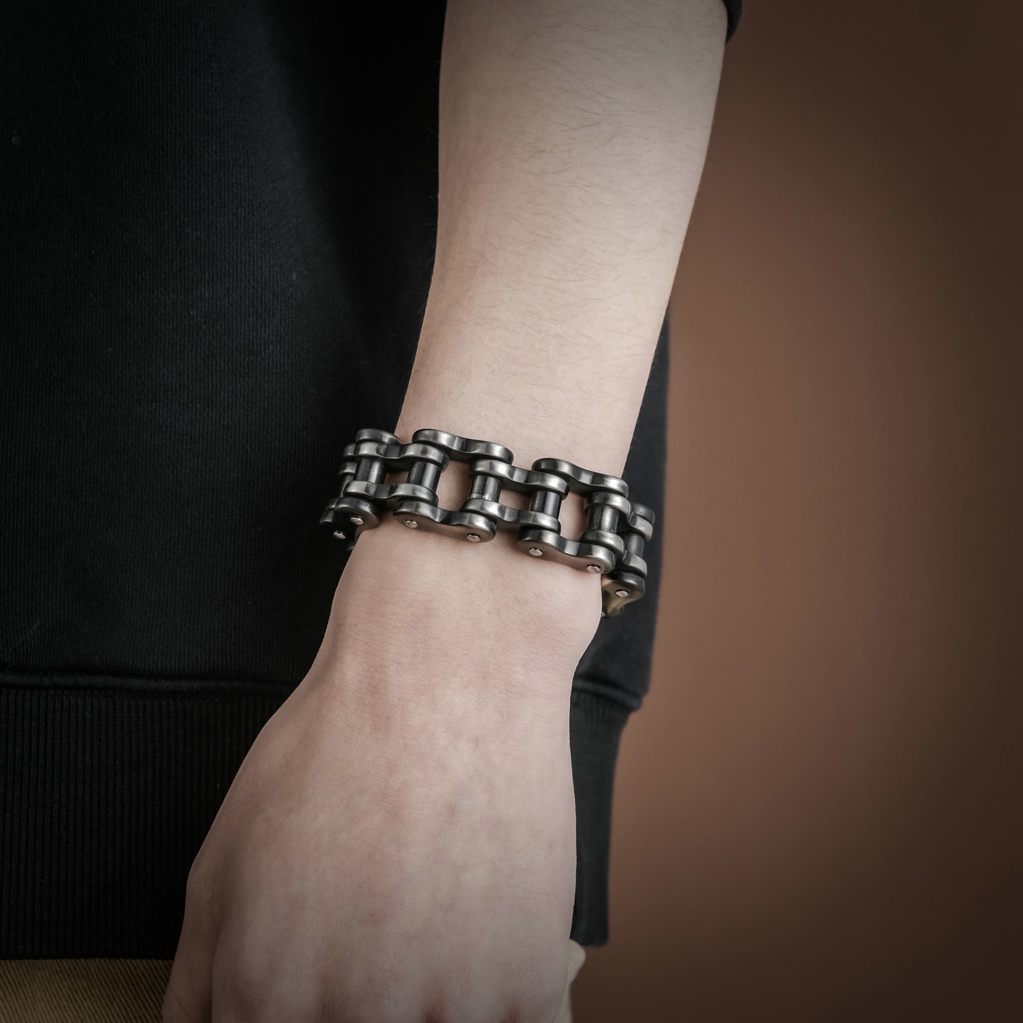 Herren-Armbänder aus Edelstahl mit Rock-Persönlichkeit, Retro-Kette