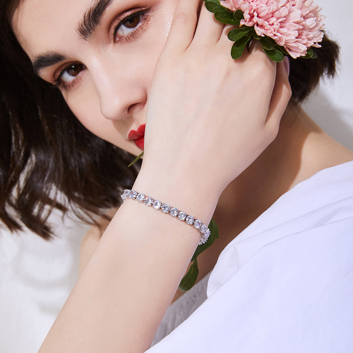 Bracelets cadeaux en cuivre et Zircon pour femmes, bijoux de personnalité simples