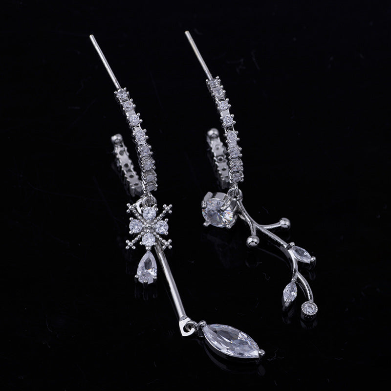 Top Floor 2 Kim Eardrops Zircon Sier Needle Rings
