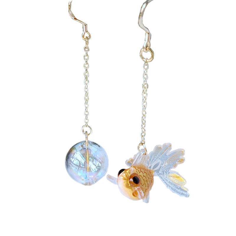 Bright Eyes Sier Gold-plated Asymmetric Goldfish Earrings