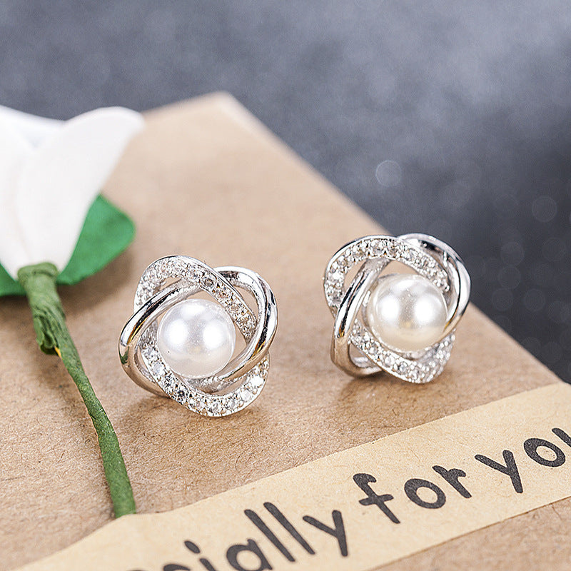 Women's Dignified Goddess Imitation Pearl Simple Style Earrings