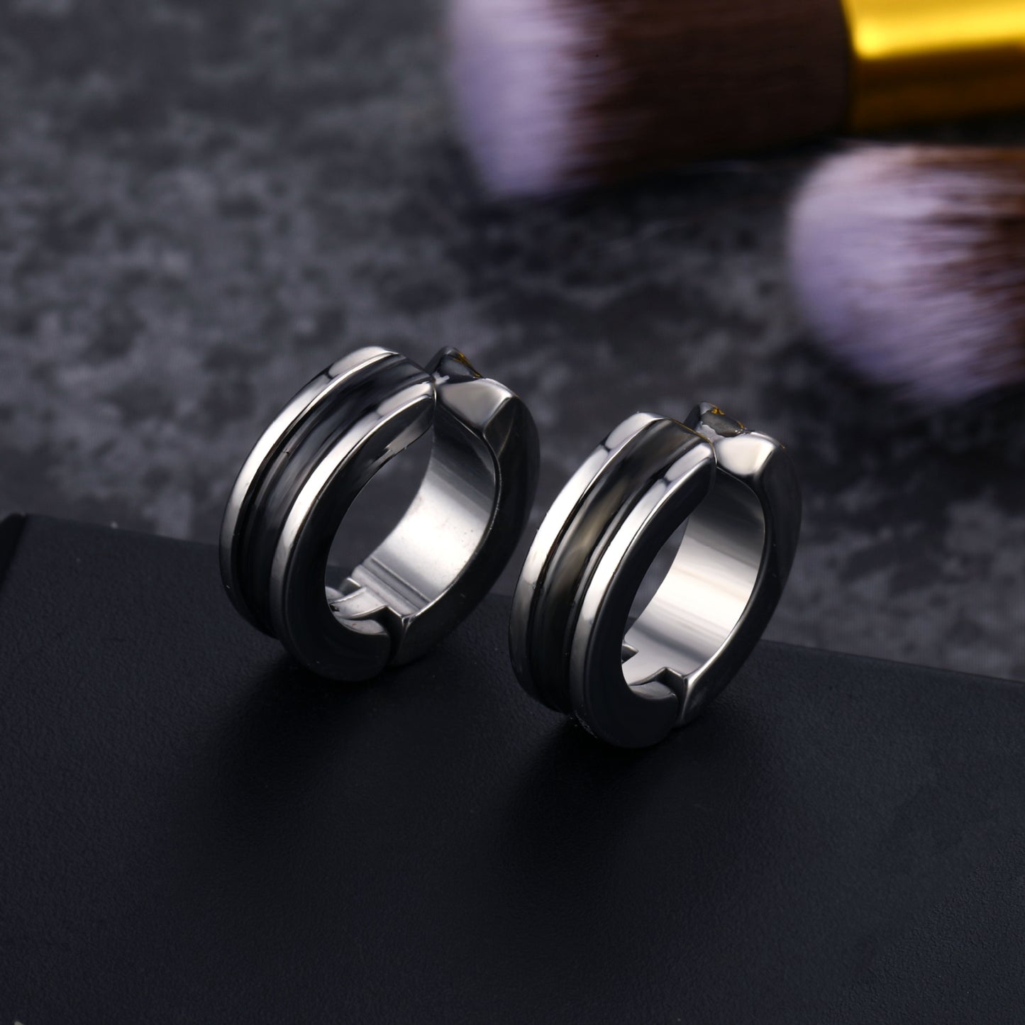 Women's & Men's Clips Retro Stainless Steel Titanium Personality Ear Clip