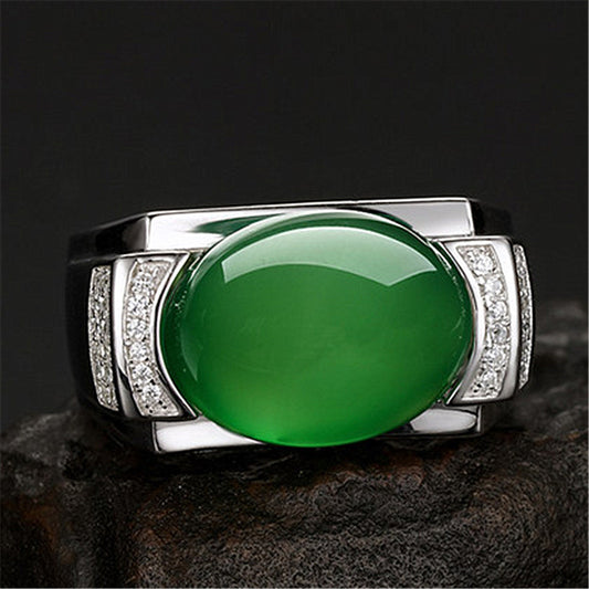 Women's & Men's & Luxury Ethnic Style Domineering Green Rings