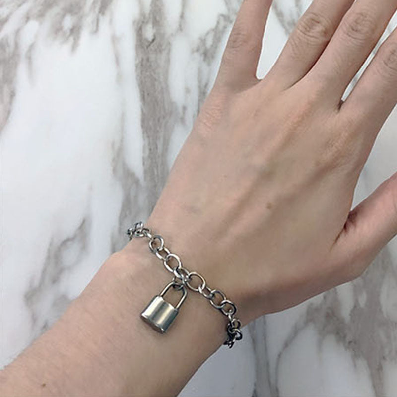 Bracelets creux de personnalité coréenne pour femme, tête de verrouillage