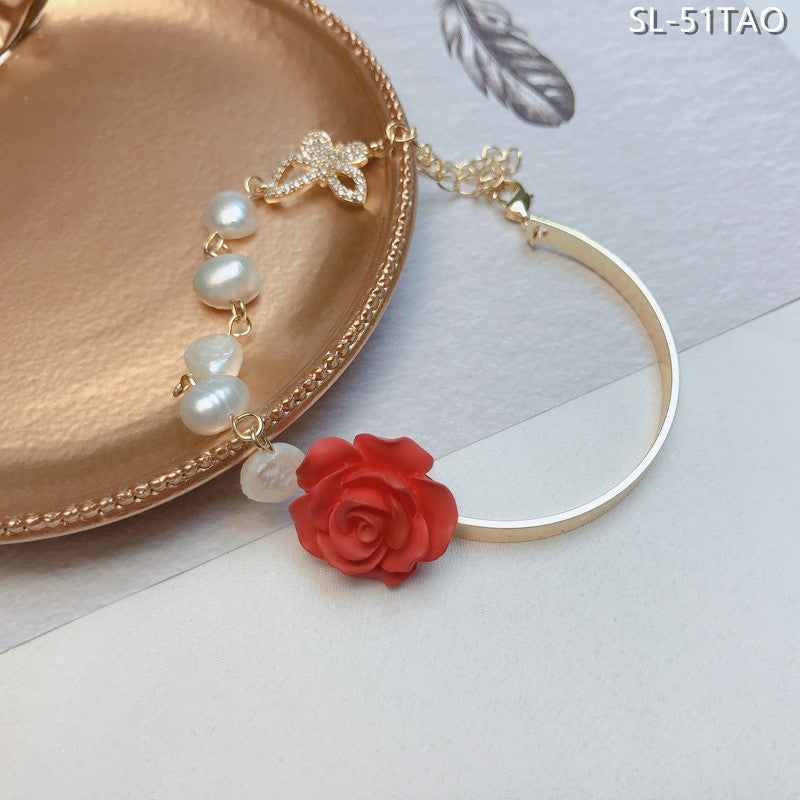 Handarmbänder mit Rosenblüten-Design im französischen Minderheiten-Design