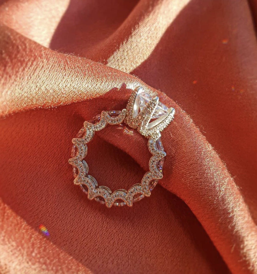 Women's Zircon Alloy Inlaid Packaging Clothing Ring