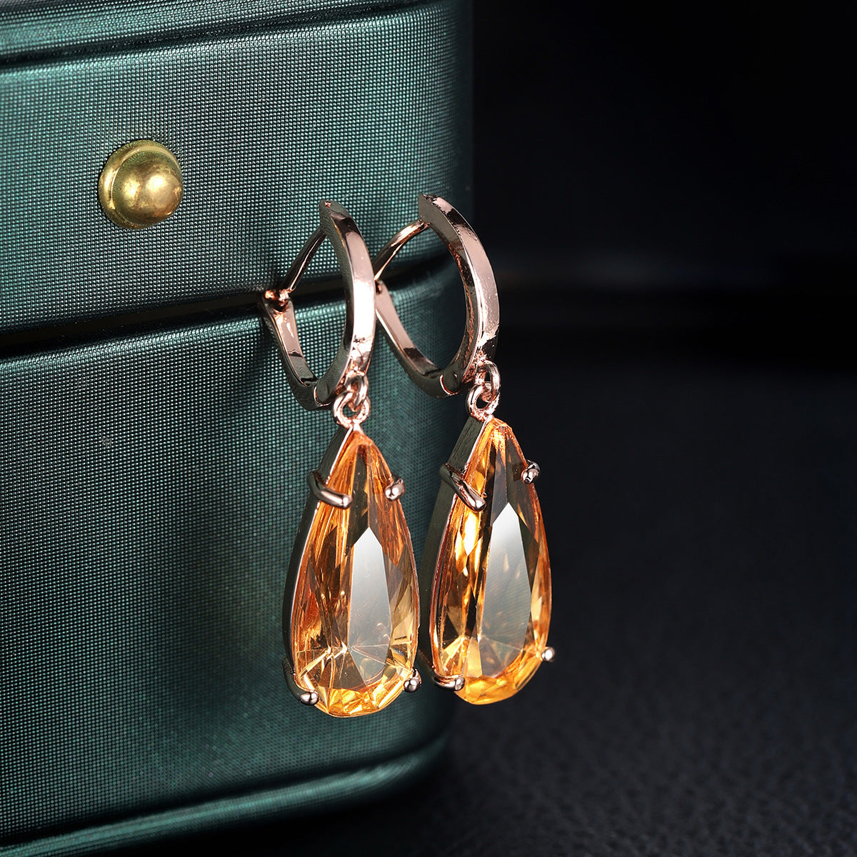 Women's Champagne Citrine Ear Clip Popular Creative Big Water Drop Pear-shaped Earrings