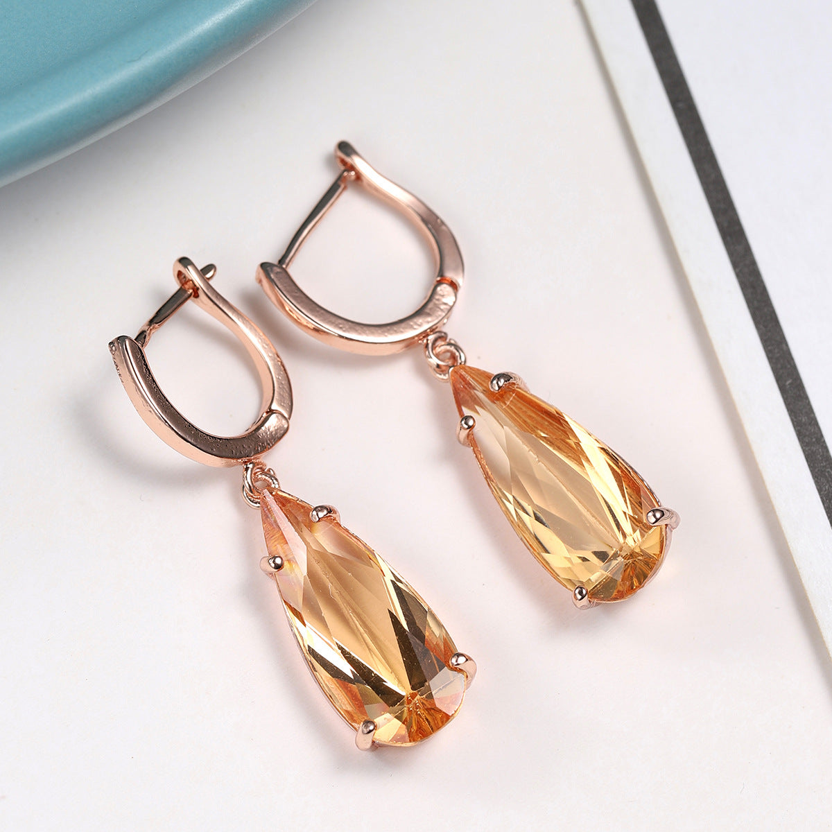 Women's Champagne Citrine Ear Clip Popular Creative Big Water Drop Pear-shaped Earrings