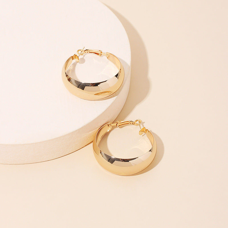 High Profile Retro Geometric Big Circle Glossy Earrings