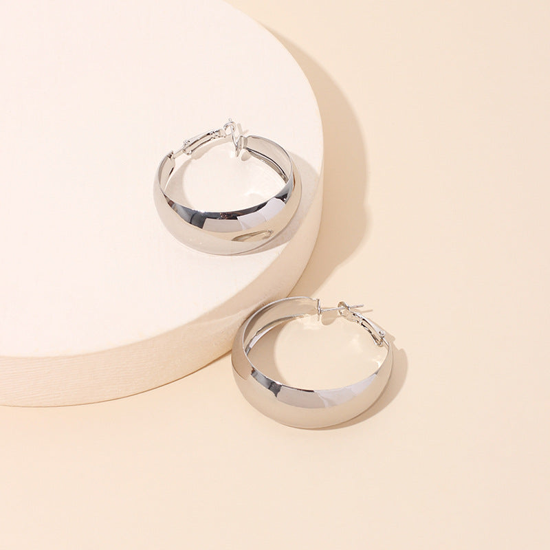 High Profile Retro Geometric Big Circle Glossy Earrings