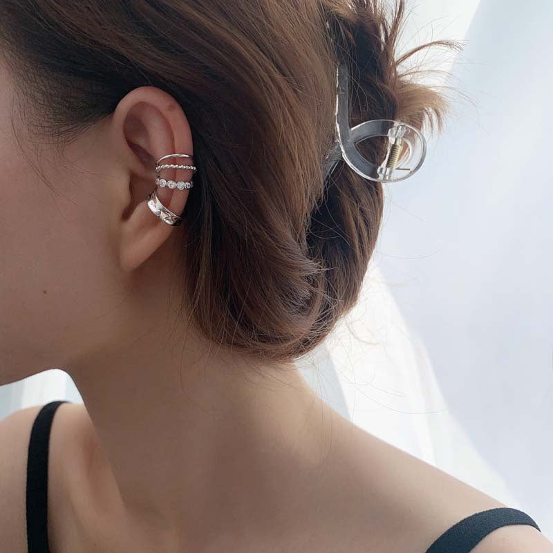 Earless Female Temperament Fashion Sense Glossy Twist Rhinestone Geometric Ear Clip