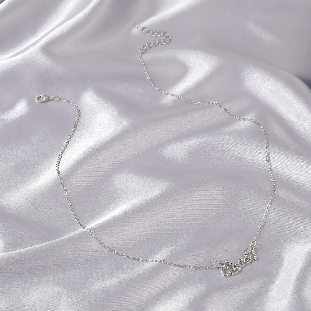 Letter Female Trend Crown Queen Clavicle Chain To Give Necklaces