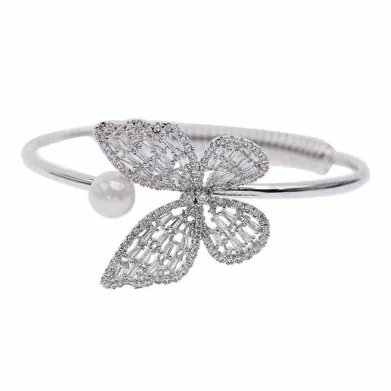 Women's Floral Hollow Glossy Chrysanthemum Fritillary Round Snake-shaped Bracelet