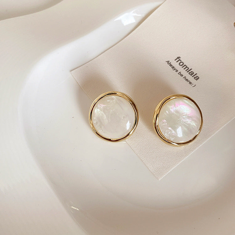 Women's Irregular Round Glass Simple Niche Temperament Ear Earrings