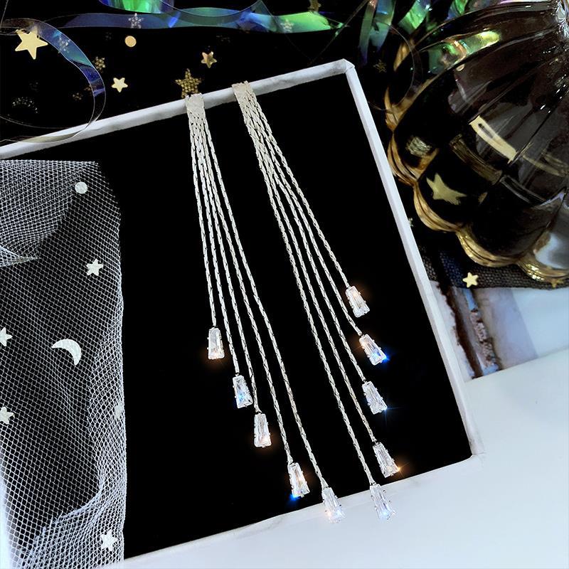 Needle Exaggerated Diamond Geometric Tassel Long Earrings