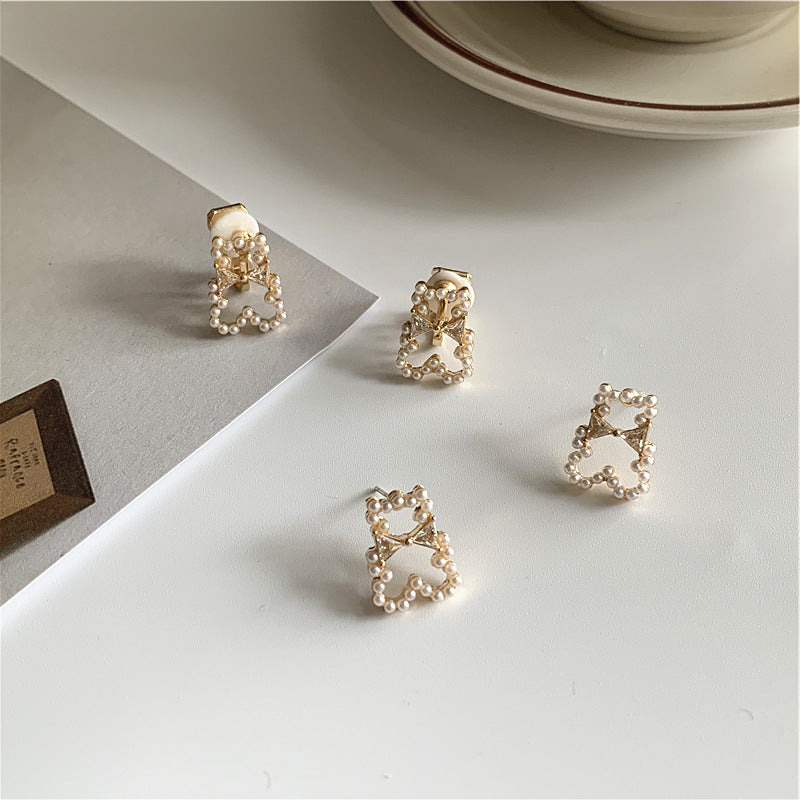 Women's Sier Pearl Fashion Simple Ear Clip Design Style Stud Earrings