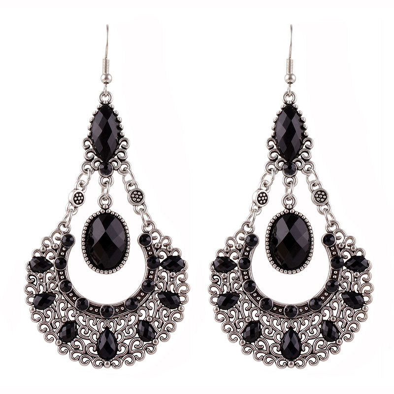 Women's High Profile Retro Court Style Long Earrings