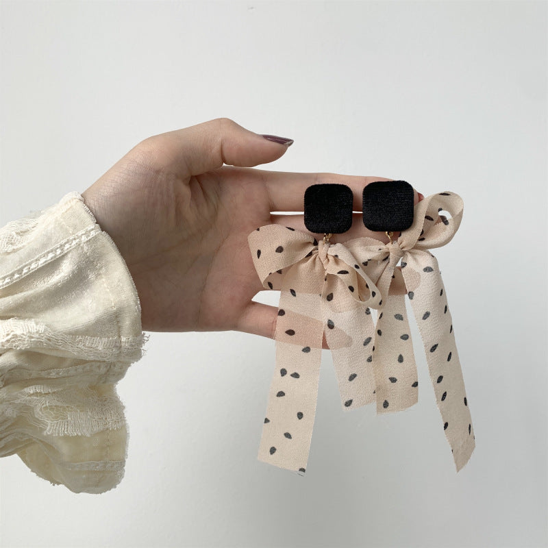 Sier Needle Ribbon Polka Dot Bow Ringe