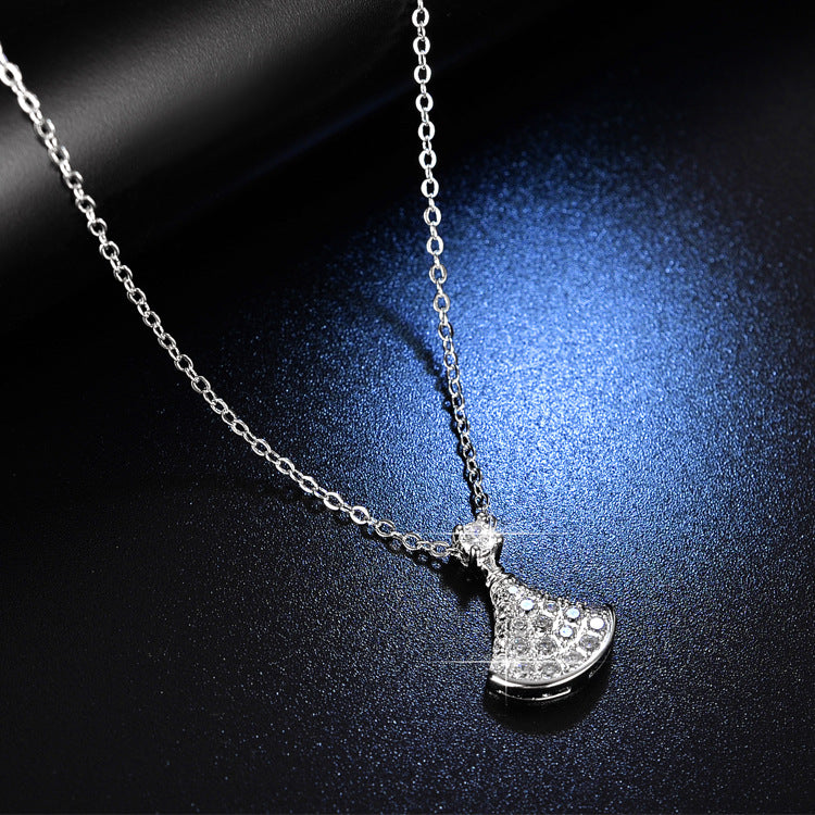 Live Streaming On Imitation Moissanite Swan Necklaces