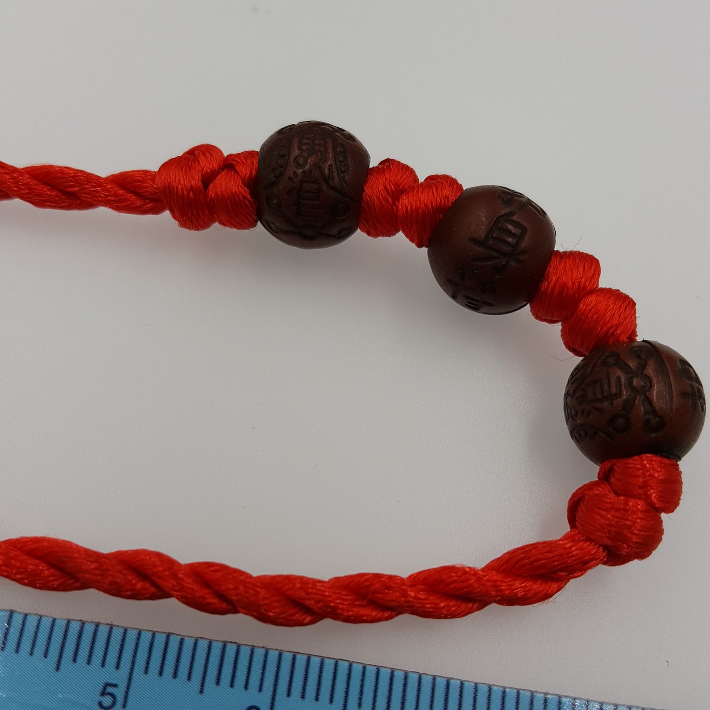 Drachenboot-Festival-Schmuck, bunte geflochtene Seile, lebensrote Armbänder