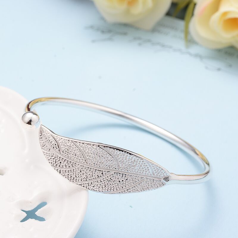 Women's Korean Version Sweet Art Leaf Simple Fresh Branch Bracelets