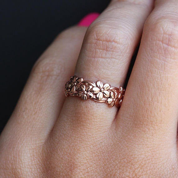 Rose Gold Plated Alloy Simple Flower Hand Rings