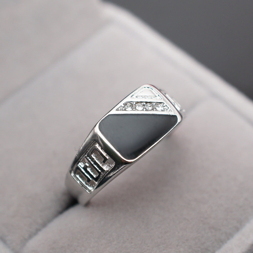 Men's Ornament Creative Triangle Drop Oil Finger Rings