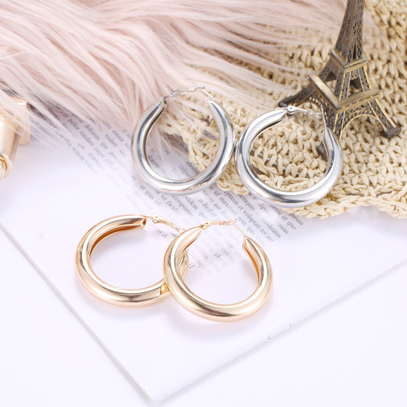 Women's Style Versatile Golden Geometric Round Large Exaggerated Earrings