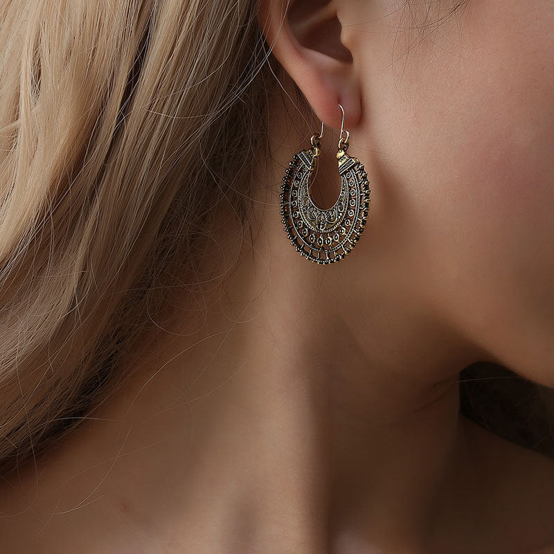 Bohemian Ethnic Style Vintage Hollow Carved Semicircle Trend Alloy Pattern Earrings