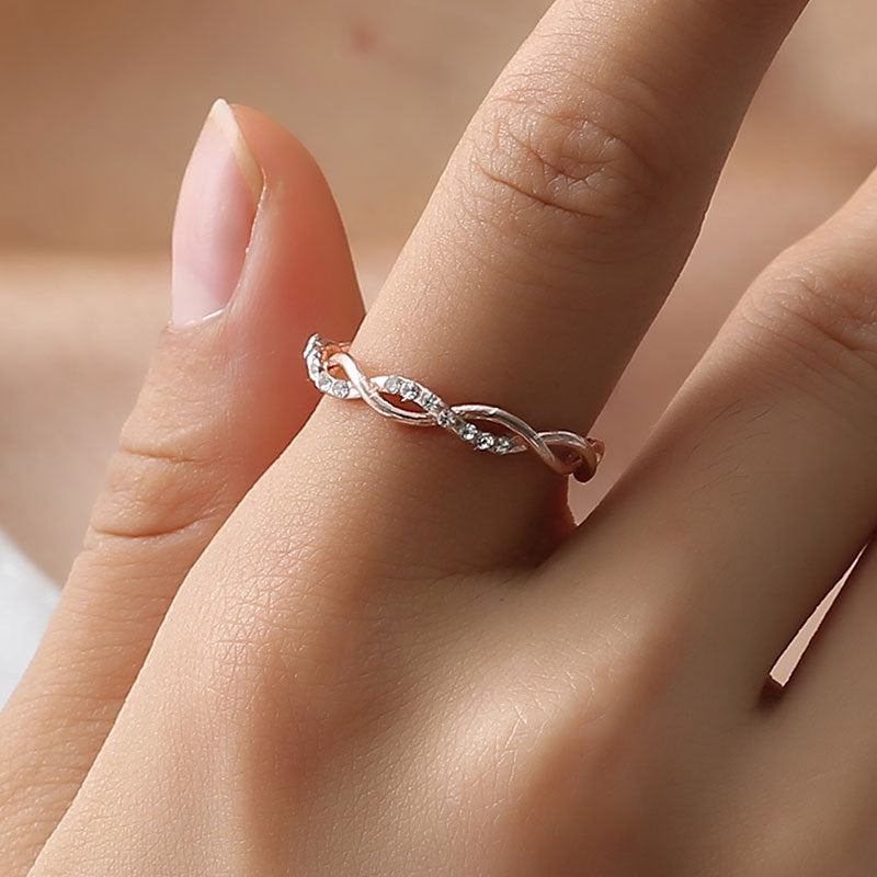 Women's Diamond Twist Fashion Refined Rhinestone Twisted Rings