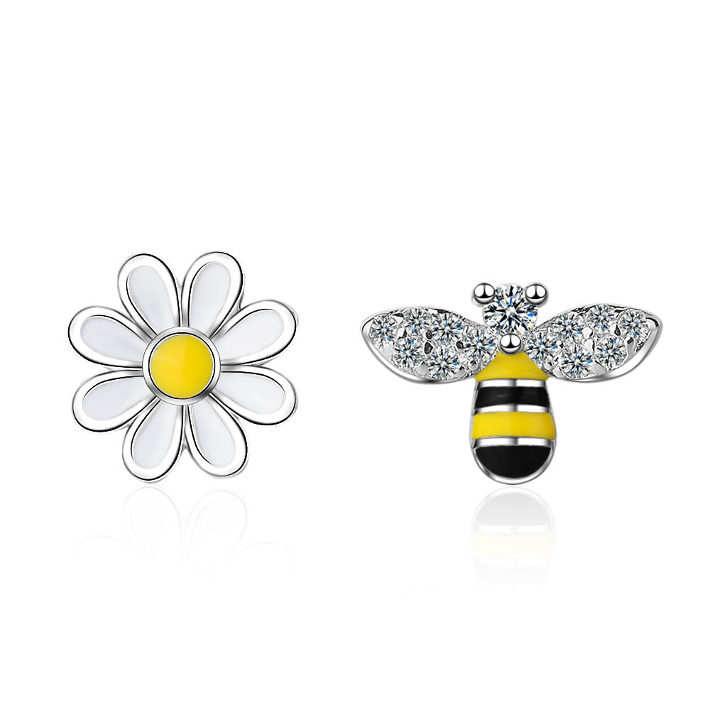 Female Korean Style Simple Cute Bee Earrings