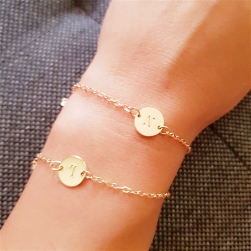 Bracelets tendance pour femmes, cercle creux, lettre, nom, bijoux