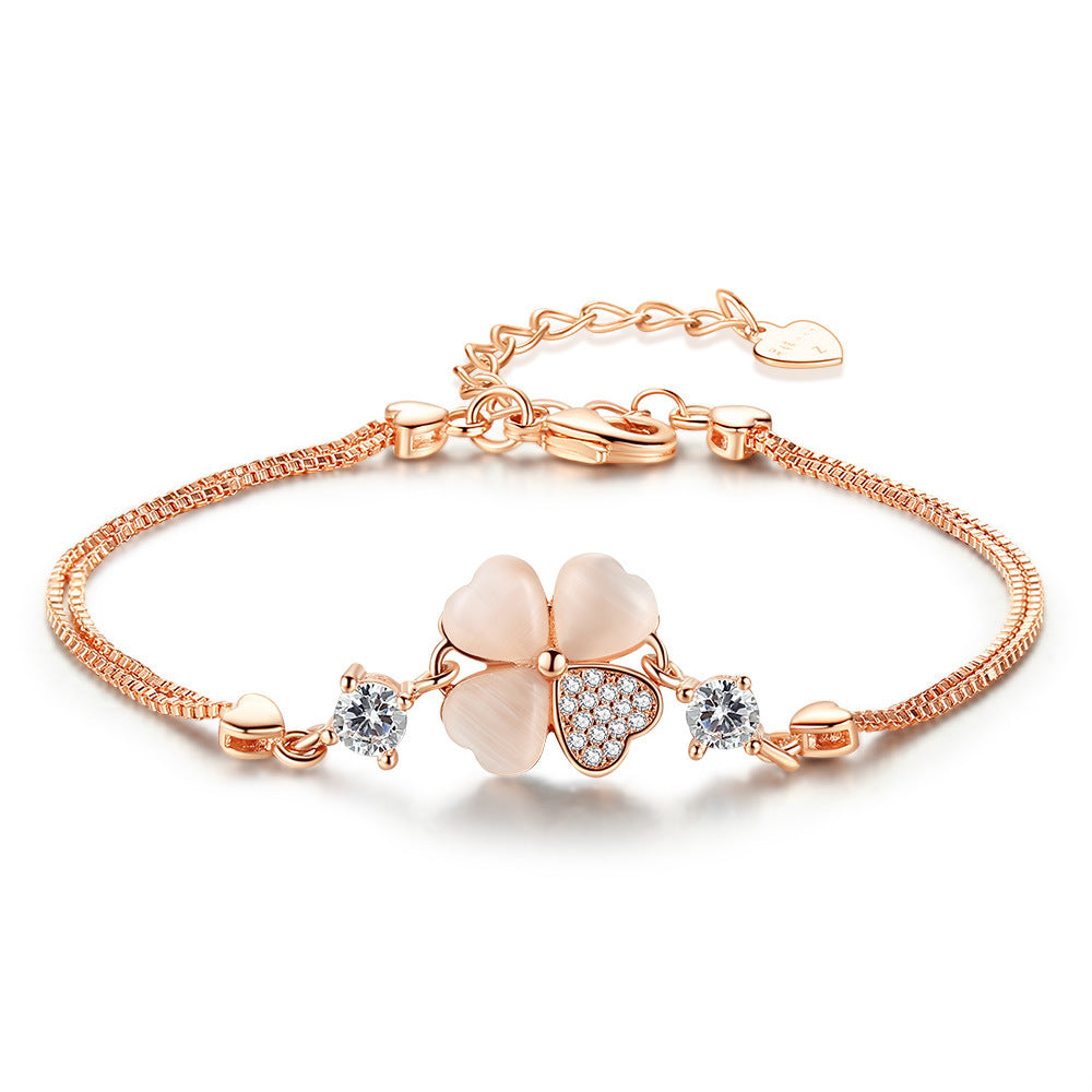 Love Sweet Four-leaf Fashion Lucky Leaf Bracelets