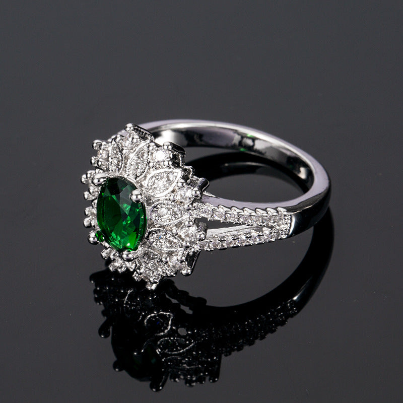 Women's Exquisite Flower-shaped Emerald Zircon For Rings