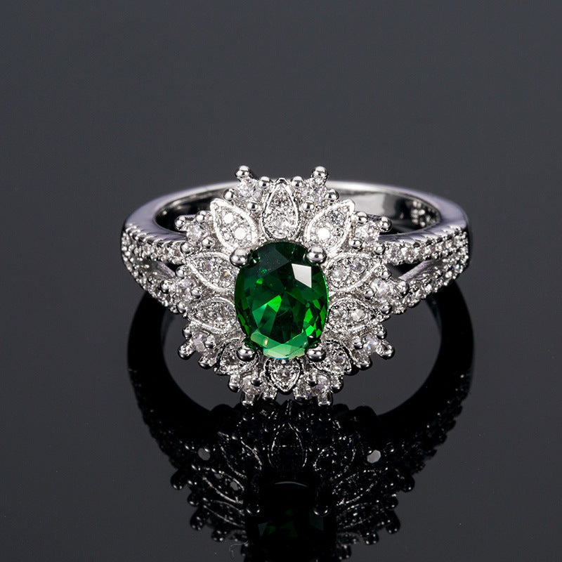 Women's Exquisite Flower-shaped Emerald Zircon For Rings