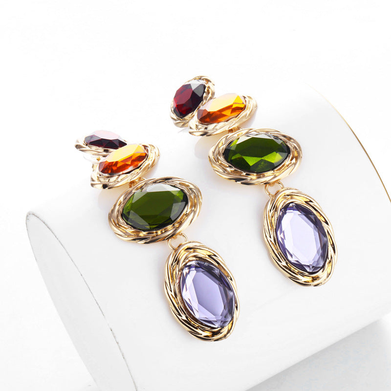 Women's Popular Luxurious Gem Inlaid Oval Alloy Earrings