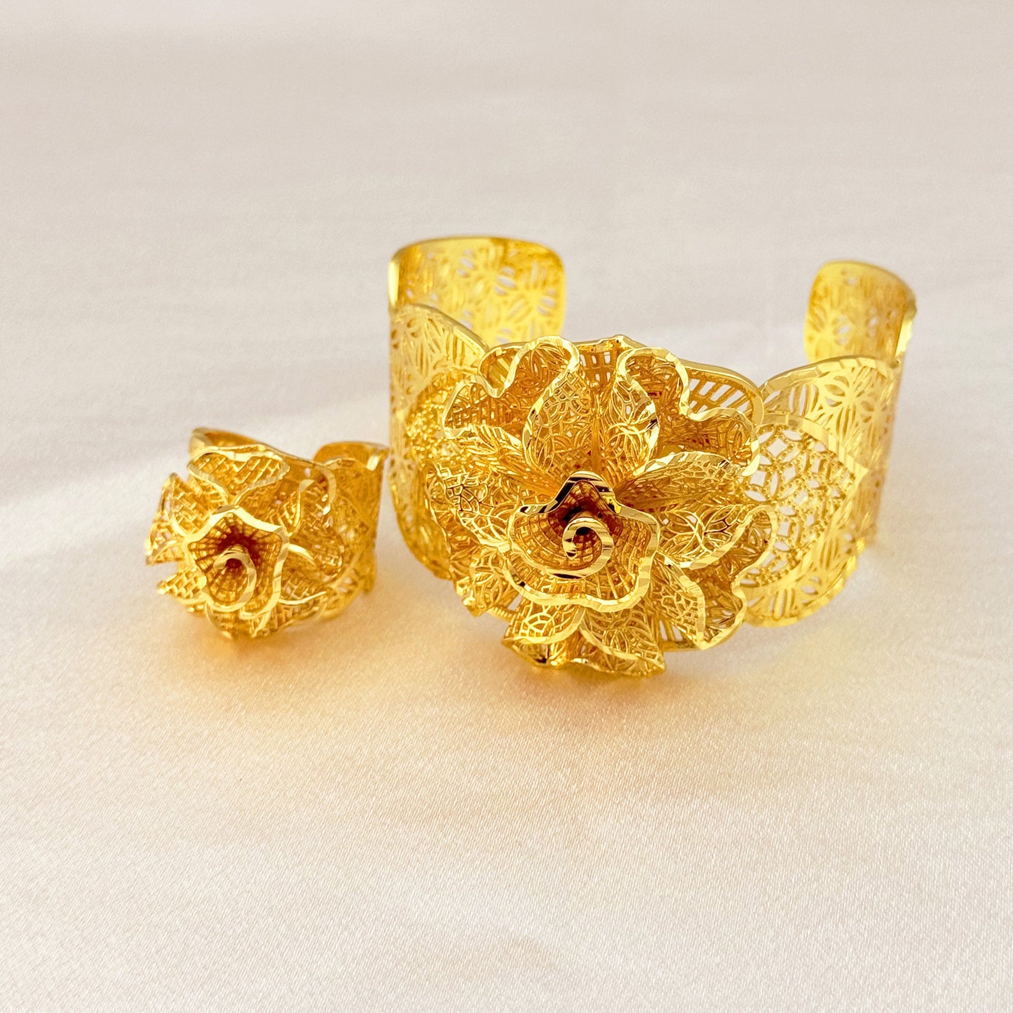 Women's Luxury Wedding Flowers Bridal Gift Bracelet