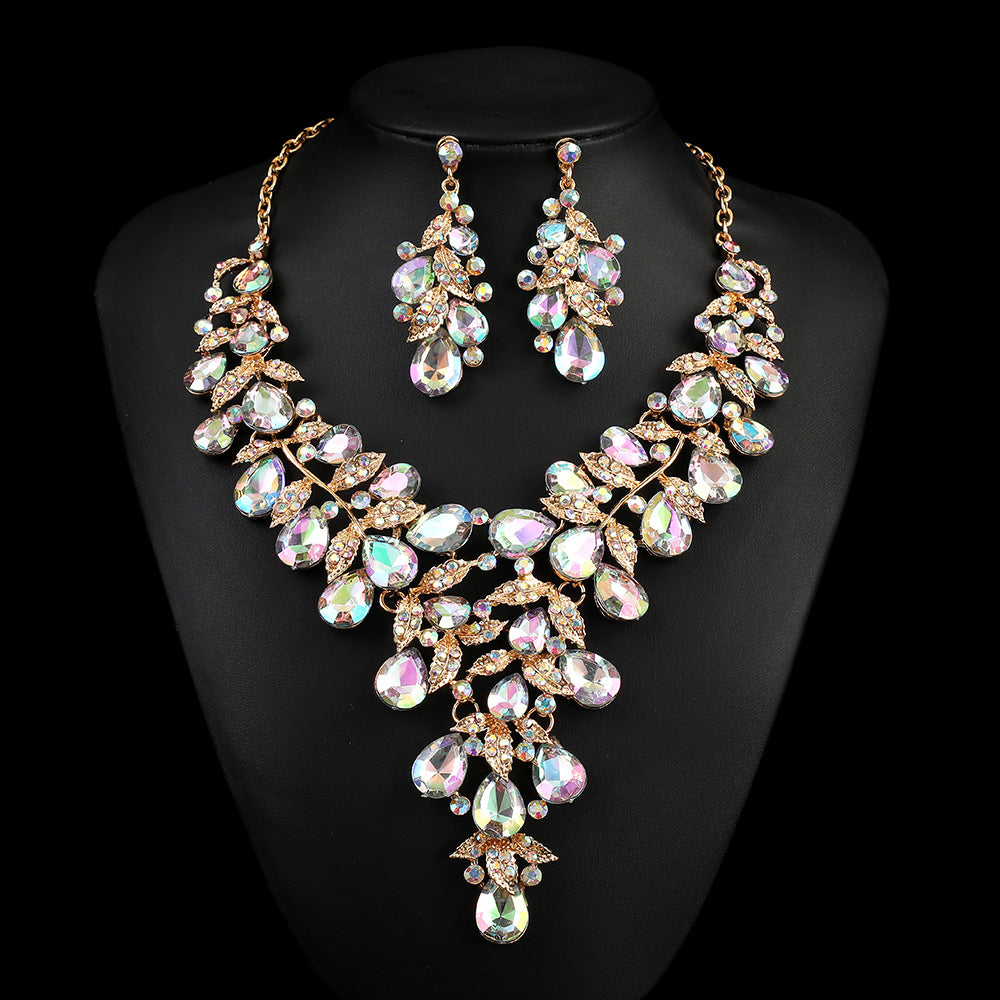 Women's Profile Retro Luxury Crystal Banquet Formal Necklaces