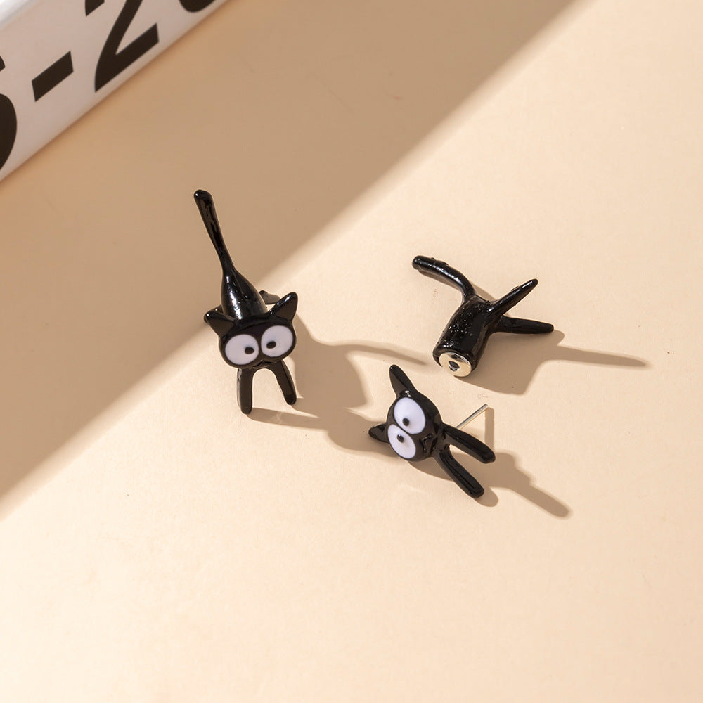 Women's Fashion Plastic Black White Pet Cat Stud Earrings