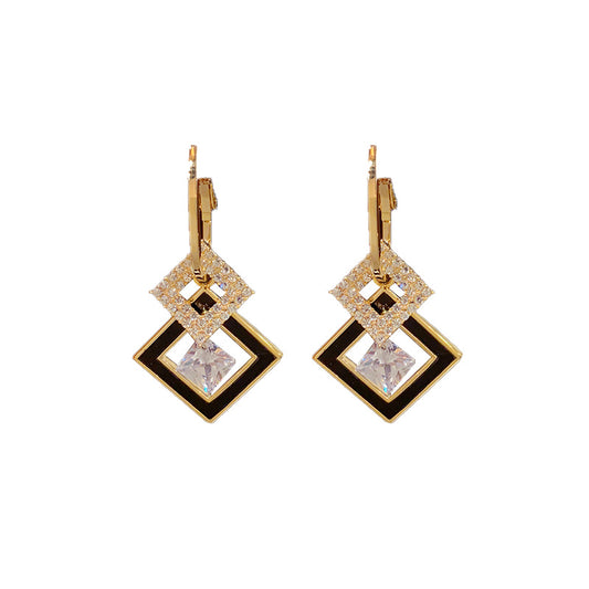 Fashion Exquisite Simple And Light Luxury Earrings